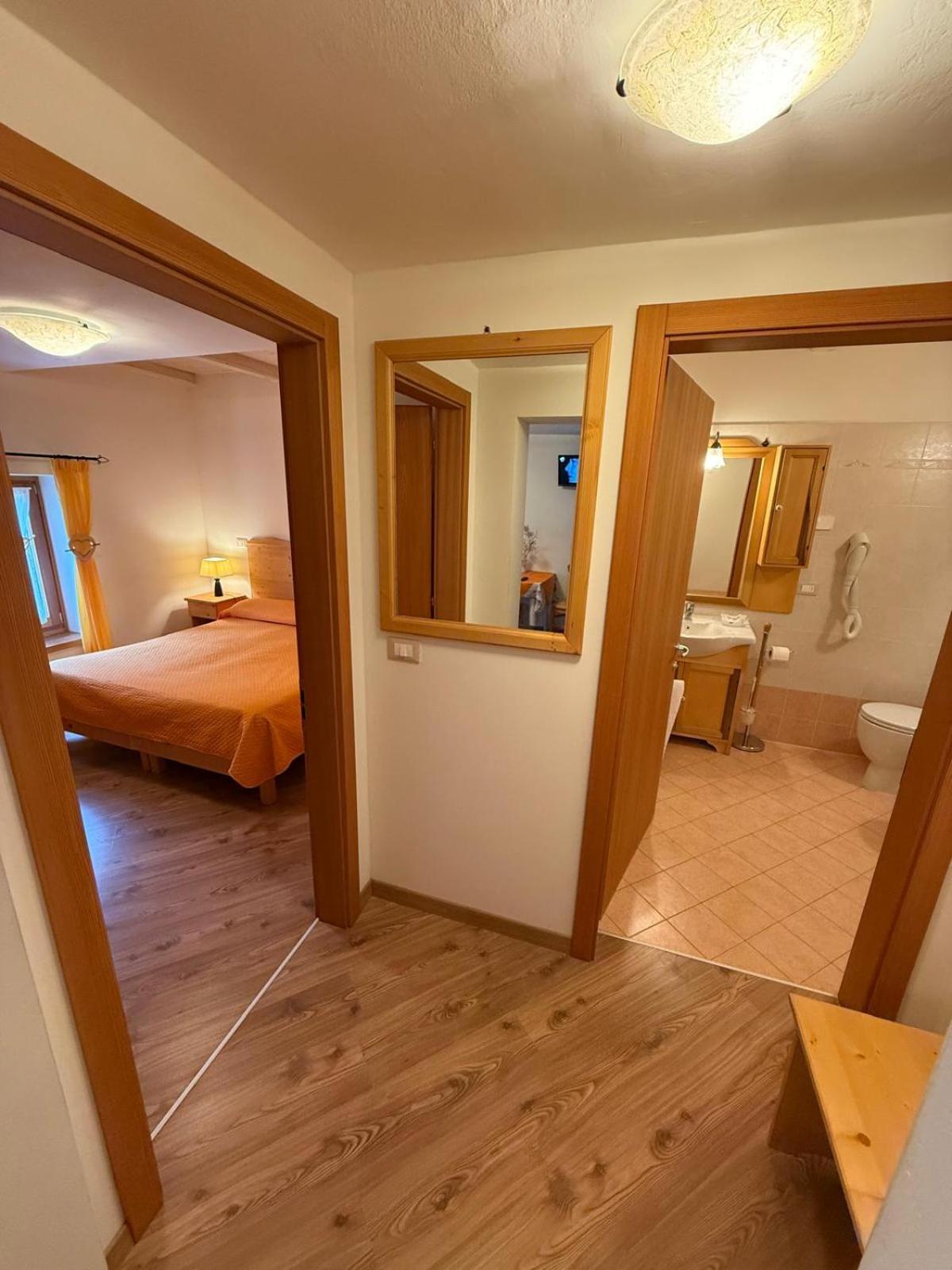 Hotel Garni Sella Cipriani Borgo Valsugana Exterior foto