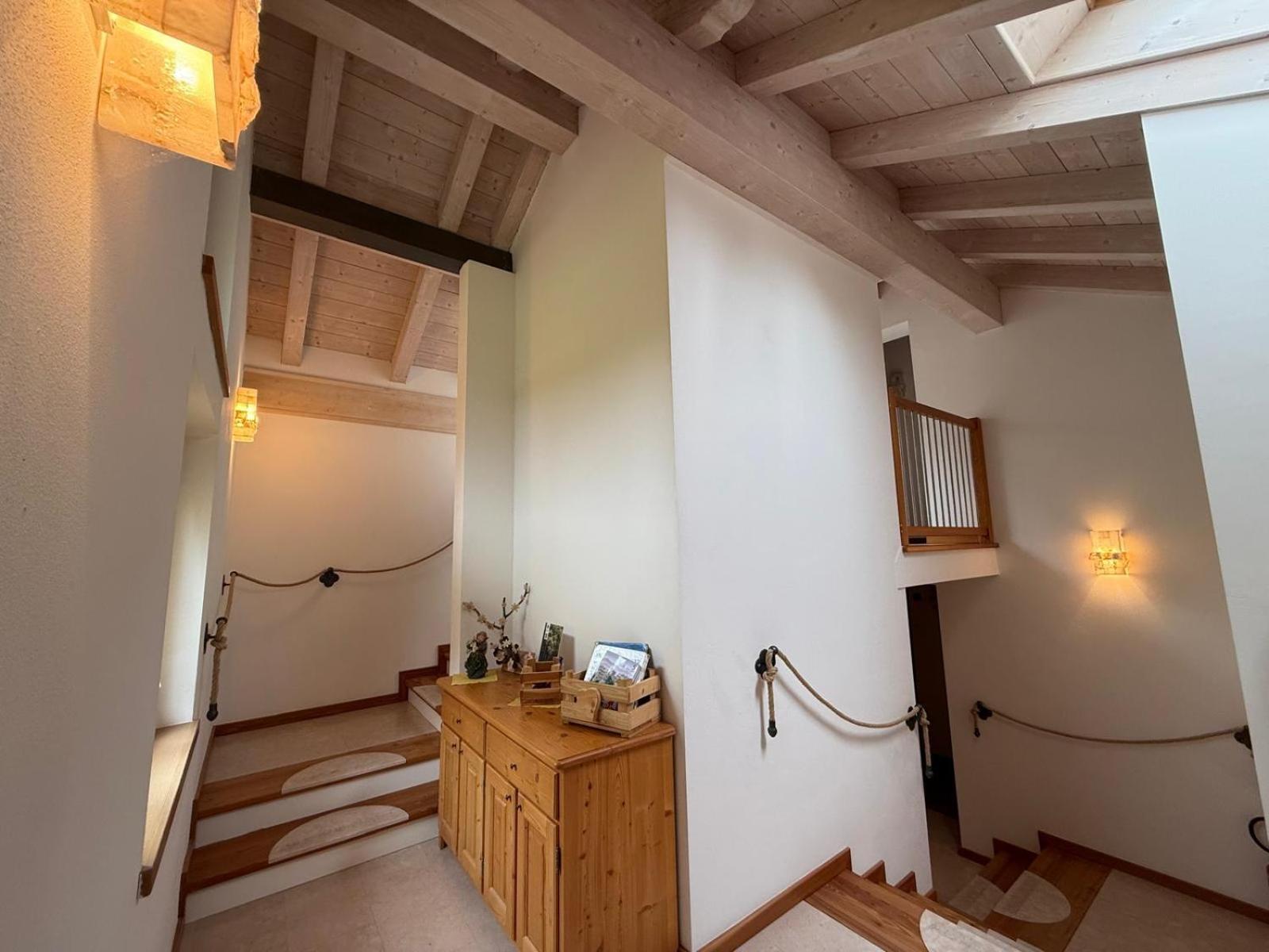 Hotel Garni Sella Cipriani Borgo Valsugana Exterior foto
