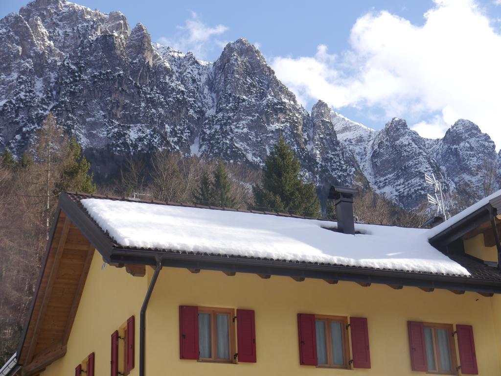 Hotel Garni Sella Cipriani Borgo Valsugana Exterior foto